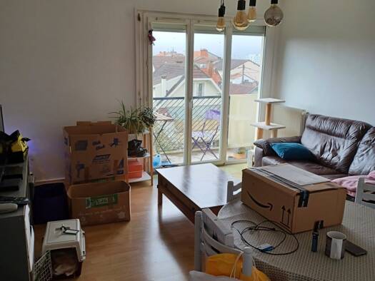 Appartement à louer 500 € 3 pièces 2 chambres 60,9 m² 4ème étage Puyrousseau-Les Vergnes-Le Toulon Périgueux 24000