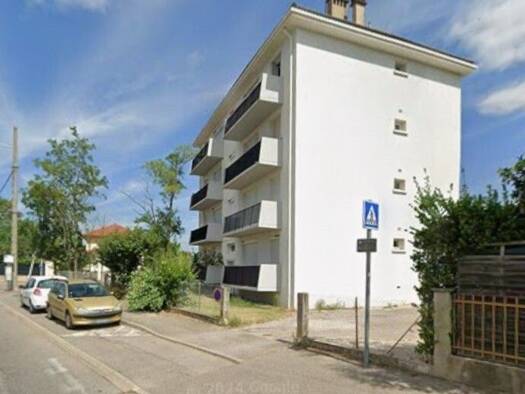 Appartement à vendre 80 000 € 3 pièces 2 chambres 54 m² RDC/3 Goubetiere Bayannins Bourg-de-Péage 26300