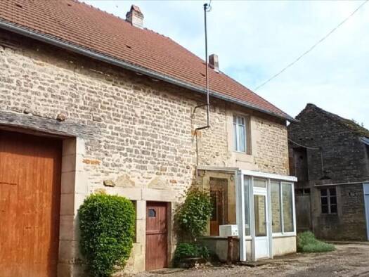 Maison à vendre 65 000 € 4 pièces 2 chambres 108 m² 500 m² de terrain Noidant-le-Rocheux 52200