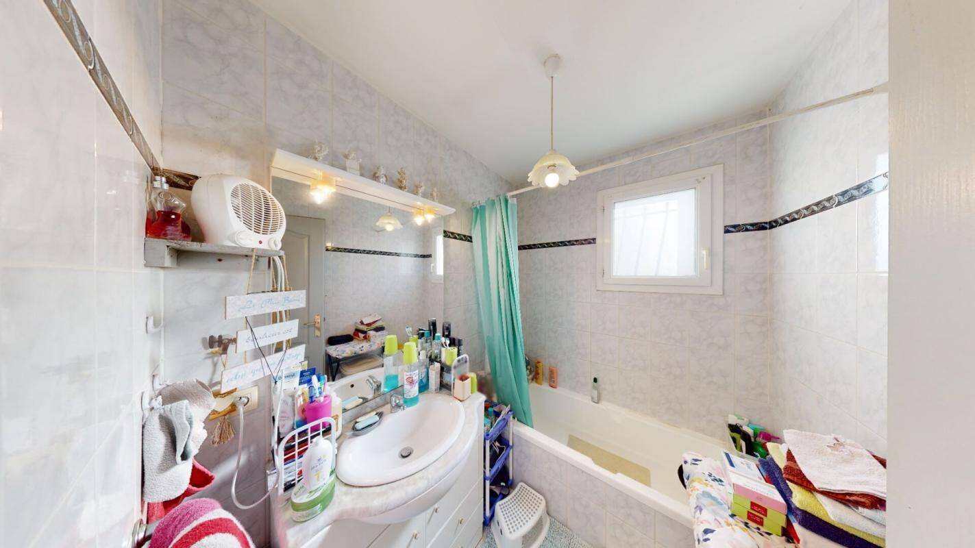 Maison à vendre, 48m², VALLON PONT D'ARC