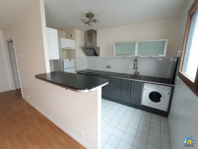 Maison à louer, 72m², COURBEVOIE