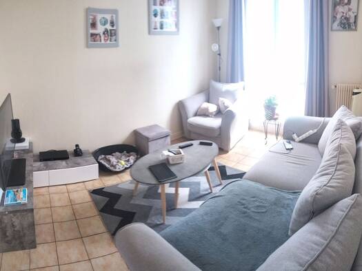 Appartement à vendre 119 000 € 4 pièces 3 chambres 68 m² Étage 1/3 Centre Ville Etampes 91150