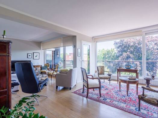 Appartement à vendre 169 000 € 5 pièces 3 chambres 120 m² 4ème étage Saint Saulve Saint-Saulve 59880