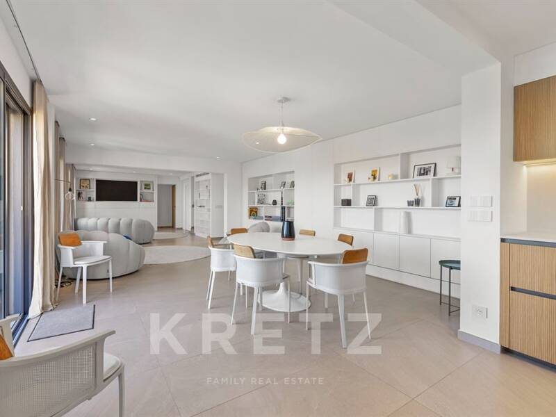 Maison à vendre, 231m², SANARY SUR MER