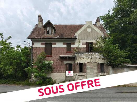Maison à vendre 36 000 € 9 pièces 4 chambres 150 m² 1 072 m² de terrain Folembray 02670