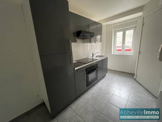 Appartement à louer 450 € 2 pièces 1 chambre 29,9 m² RDC/2 Abbeville 80100
