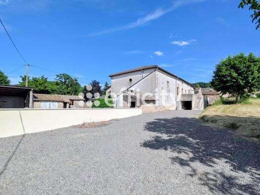 Maison à vendre 400 000 € 7 pièces 5 chambres 236 m² 2 290 m² de terrain Verzé 71960