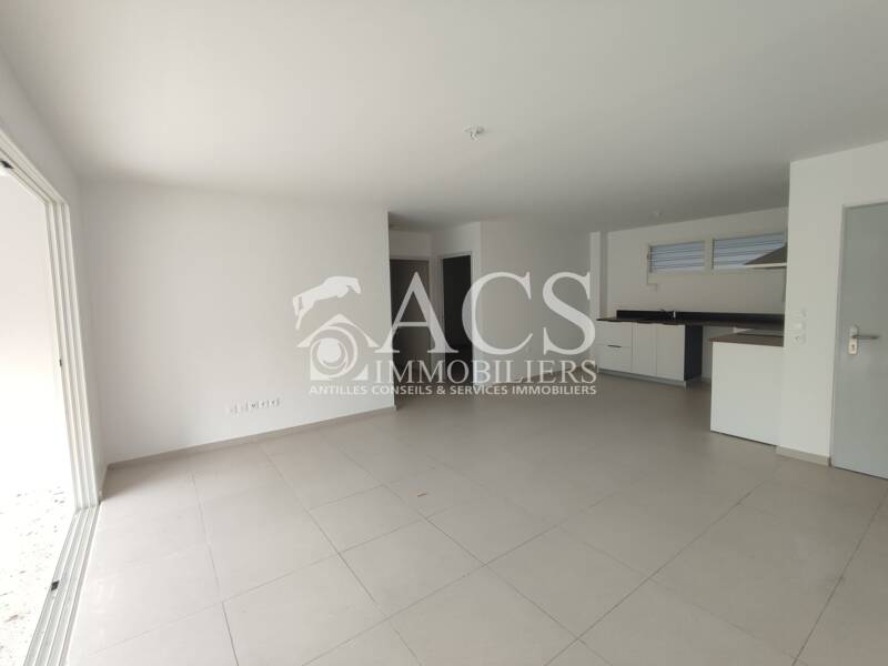 Maison à louer, 79m², LES TROIS ILETS