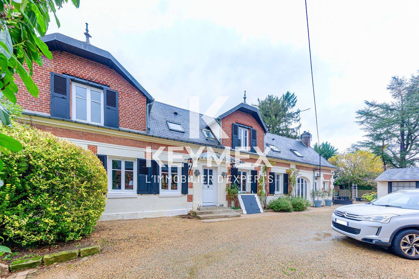 Maison à vendre, 187m², SAINTE GENEVIEVE