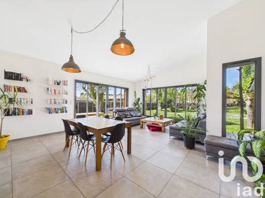 Maison à vendre 515 000 € 7 pièces 4 chambres 171 m² 1 439 m² de terrain Salles 33770