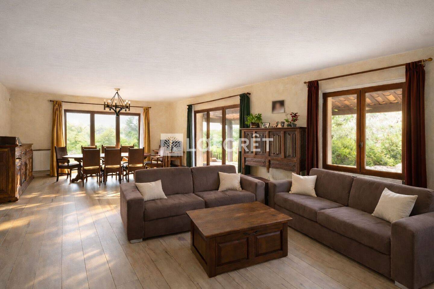 Maison à vendre, 203m², CHATEAUNEUF DE GRASSE