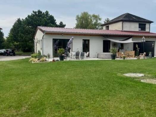 Appartement à louer 1 150 € 4 pièces 3 chambres 94 m² Prunay 51360