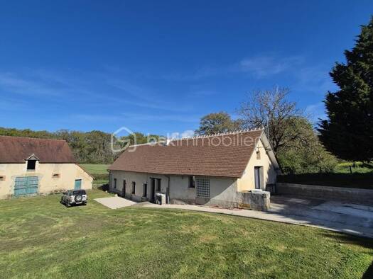 Maison à vendre 248 000 € 5 pièces 3 chambres 115 m² 4 837 m² de terrain Poilly-lez-Gien 45500
