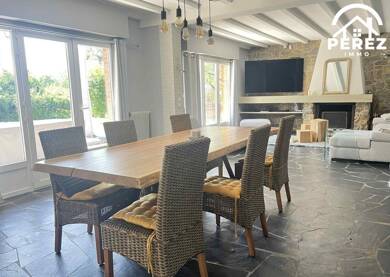 Maison de plain-pied à vendre 799 000 € 7 pièces 5 chambres 225 m² 2 500 m² de terrain Roncq 59223