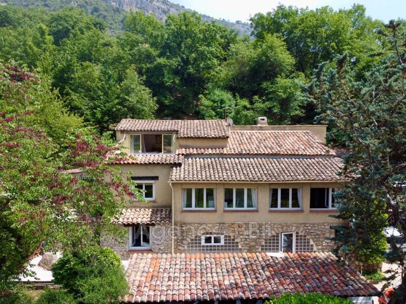 Maison à vendre, 276m², TOURRETTE LEVENS