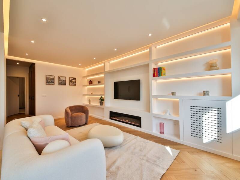 Maison à louer, 81m², PARIS 16E