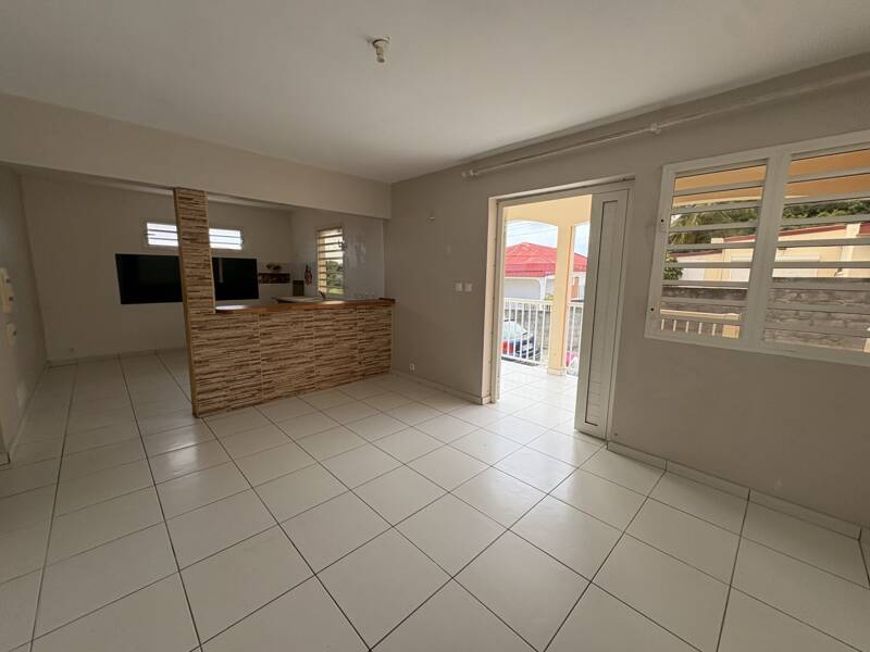 Maison à louer, 60m², LE GOSIER