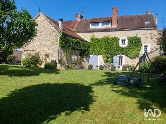 Maison à vendre, 230m², SAINT MAURICE MONTCOURONNE