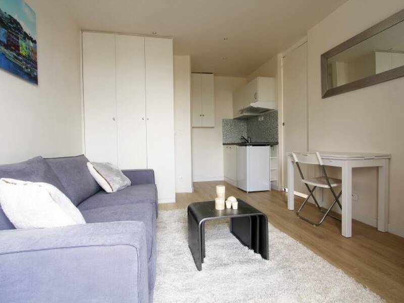 Maison à louer, 22m², PARIS 18E