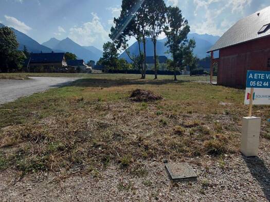 Terrain à vendre 95 000 € 376 m² de terrain Bourisp 65170