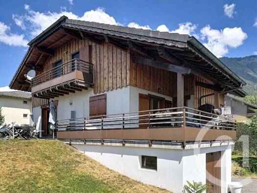 Maison à vendre 599 000 € 6 pièces 4 chambres 124 m² 950 m² de terrain Taninges 74440