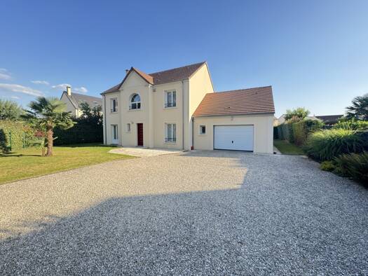 Maison à vendre 815 000 € 6 pièces 4 chambres 145 m² 965 m² de terrain Toussus-le-Noble 78117