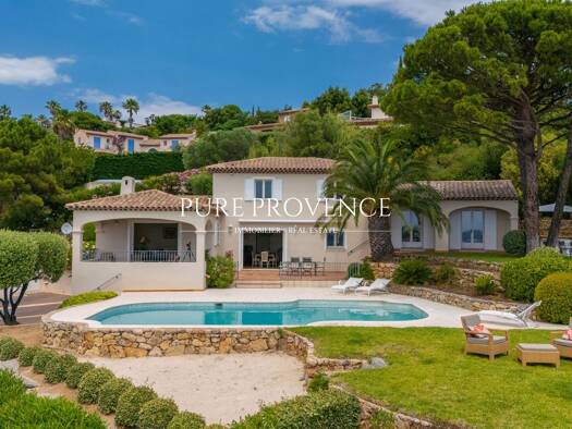 Villa à vendre 2 490 000 € 6 pièces 5 chambres 200 m² 1 445 m² de terrain Nartelle-Noyer-Bellevue-bd des Sardinaux Sainte-Maxime 83120