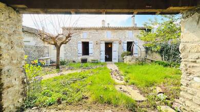 Maison à vendre 160 000 € 4 pièces 3 chambres 129 m² 1 300 m² de terrain Blaye 33390