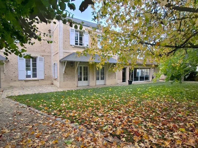 Maison à louer, 253m², BONNELLES