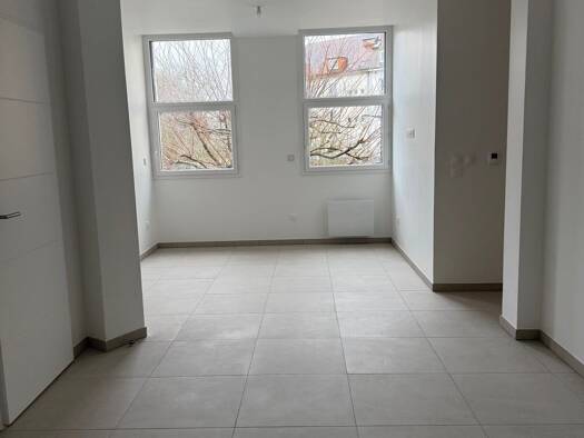 Appartement à louer 799 € 3 pièces 2 chambres 66 m² Rechèvres-Bas Menus-Boulevard Chartres 28000