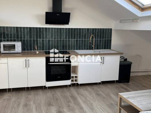 Appartement à louer 570 € 1 pièce 23,65 m² 2ème étage dès le 24/08/2026 Centre Sud Saint-Pierre-lès-Nemours 77140