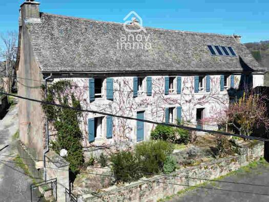 Maison à vendre 180 000 € 6 pièces 4 chambres 195 m² Golinhac 12140