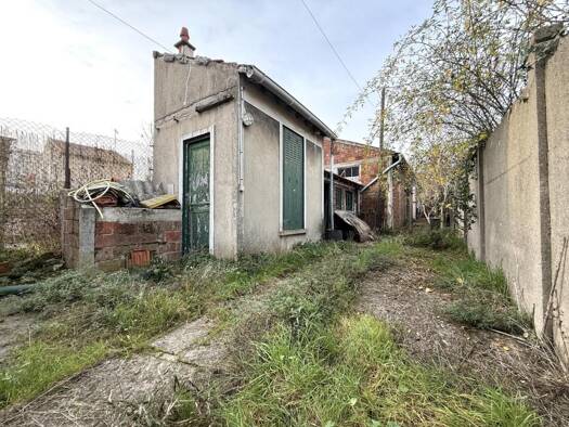 Maison de ville à vendre 179 000 € 3 pièces 42 m² 118 m² de terrain Montreuil 93100