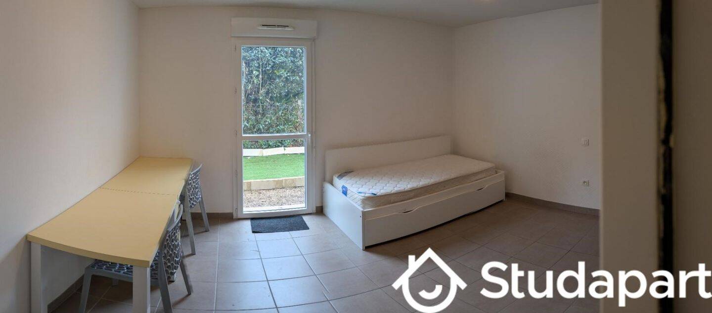 Maison à louer, 23m², PAU