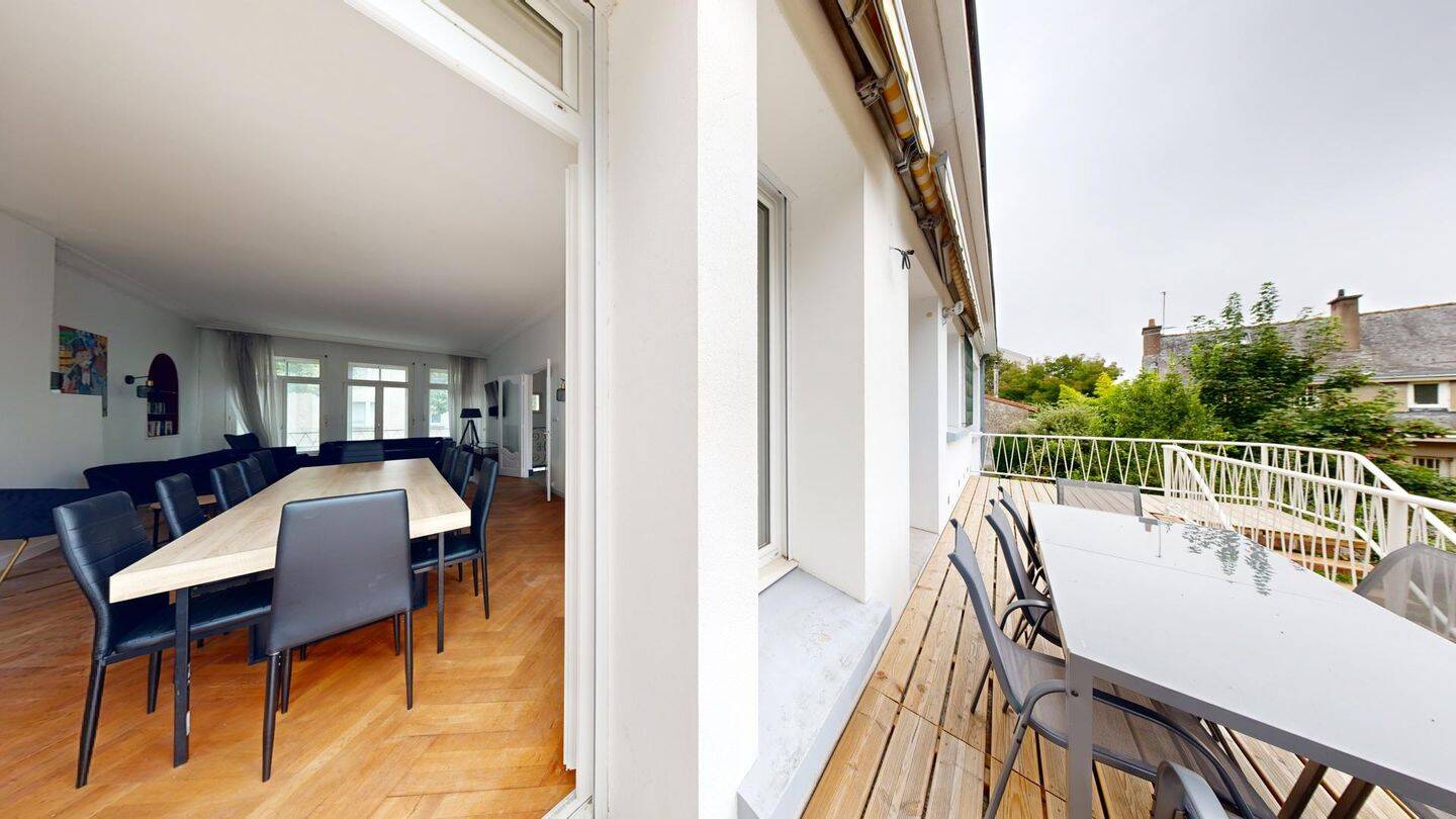 Maison 15 pièces — 20