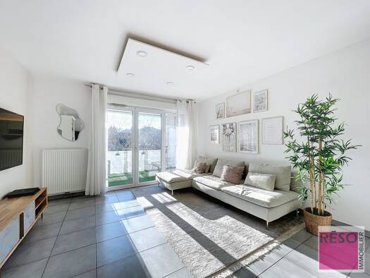 Appartement à louer 1 612 € 3 pièces 2 chambres 65,2 m² Étage 2/5 Centre Annemasse 74100