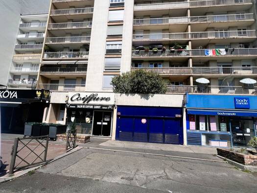 Parking à vendre 30 000 € 13 m² Centre Ville Rosny-sous-Bois 93110
