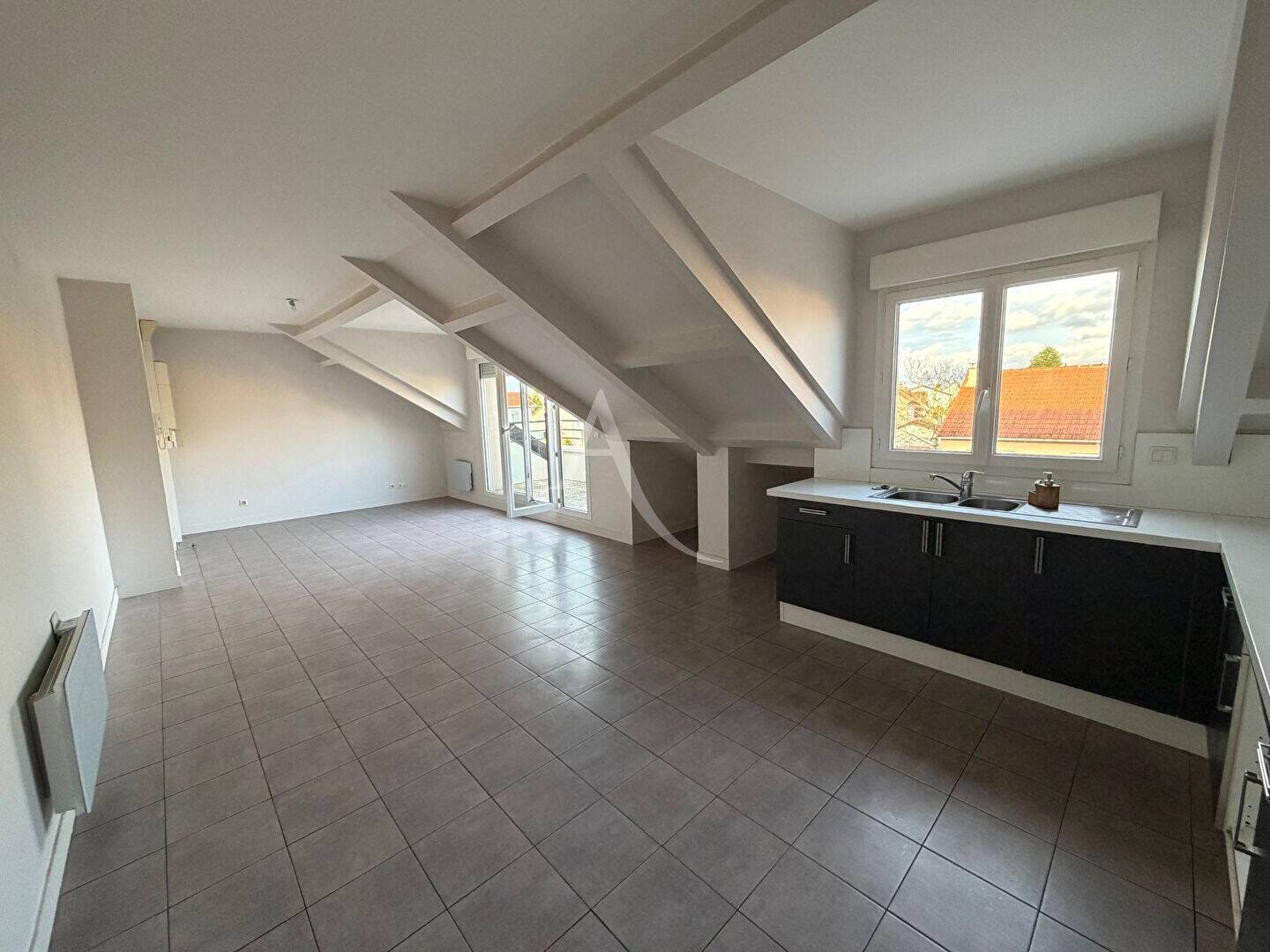 Maison à louer, 53m², DRANCY