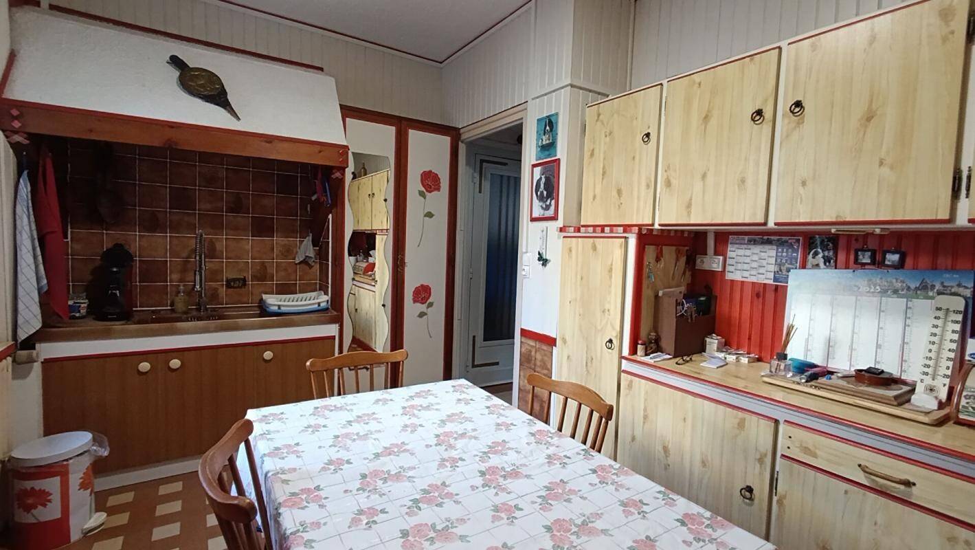 Maison à vendre, 103m², FERE CHAMPENOISE