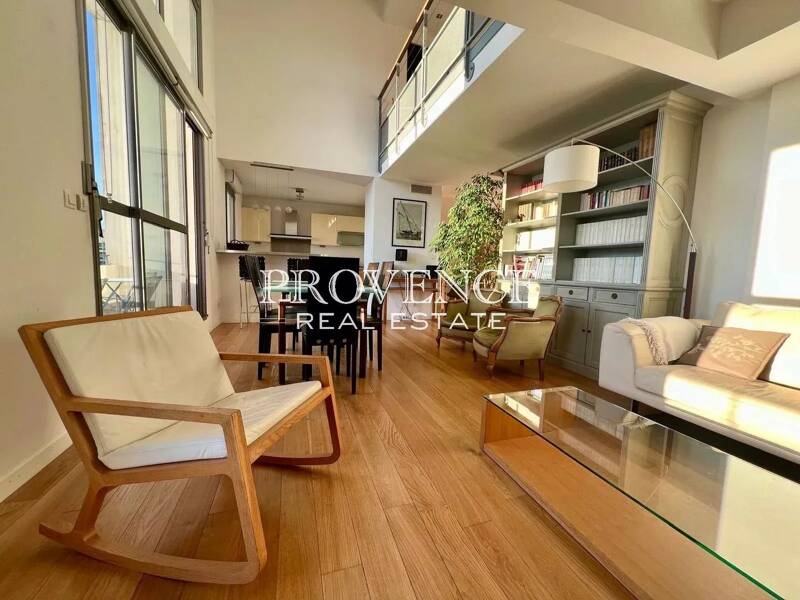 Maison à louer, 91m², MARSEILLE 8E