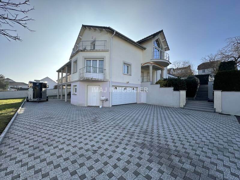 Maison à vendre, 383m², GOLBEY