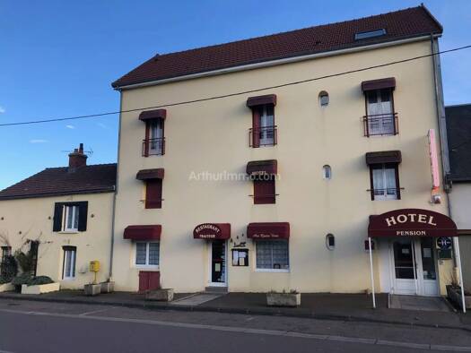 Boutique à vendre 398 000 € 368 m² de surface de vente Saulieu 21210