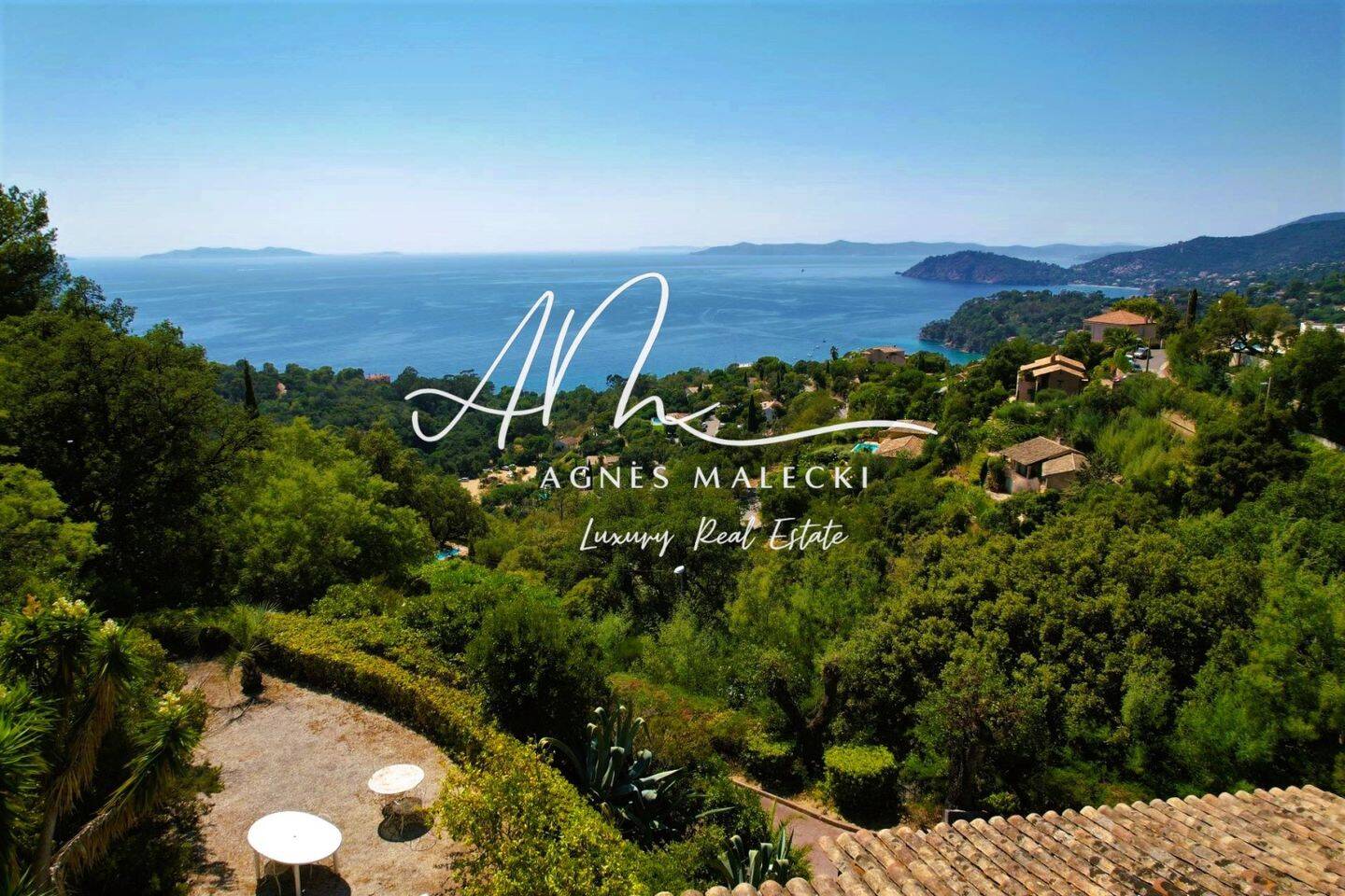 Maison à vendre, 140m², RAYOL CANADEL SUR MER