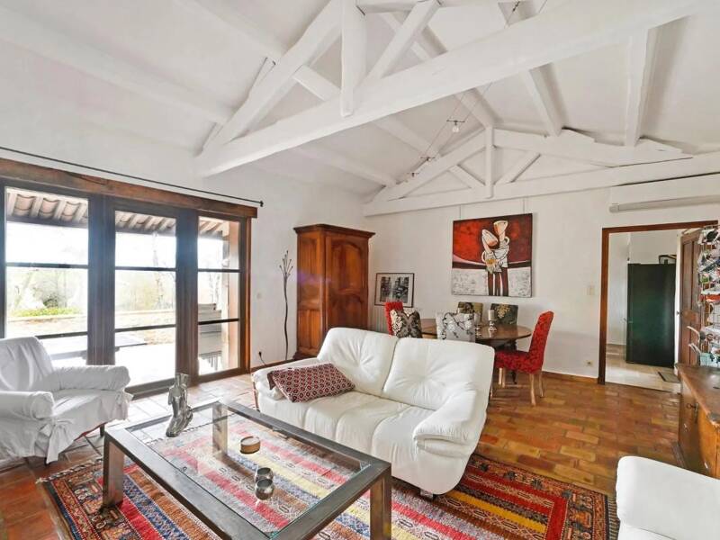 Maison à vendre, 339m², SAINT JEAN DE MARUEJOLS ET AVEJAN