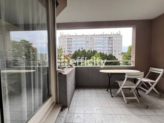 Appartement à louer 1 180 € 3 pièces 2 chambres 72 m² 7 étages Croix Rousse Centre Lyon 4ème arrondissement 69004