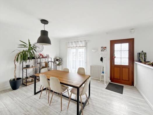 Maison à vendre 162 000 € 4 pièces 3 chambres 135 m² 381 m² de terrain Marsac-sur-l'Isle 24430