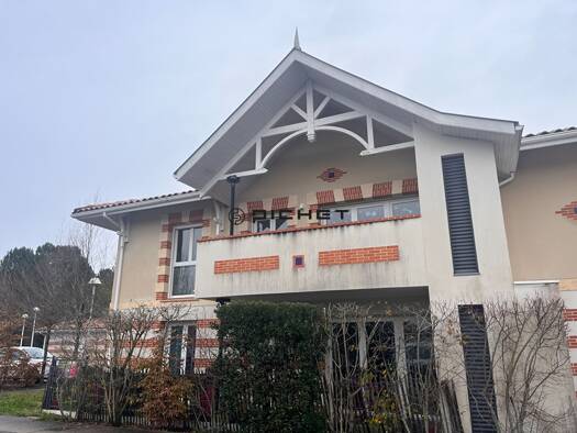 Appartement à vendre 222 600 € 3 pièces 2 chambres 62 m² 1er étage Audenge 33980