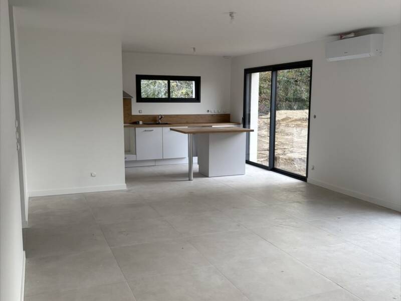 Maison à louer, 101m², MONTELIMAR