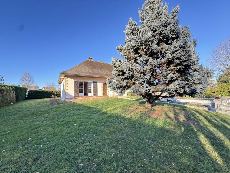 Maison à vendre, 162m², DOMERAT