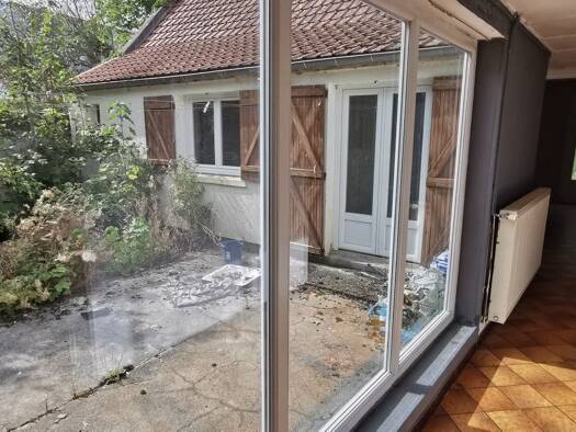 Maison de plain-pied à vendre 110 000 € 4 pièces 2 chambres 122 m² 973 m² de terrain Le Quesnel 80118